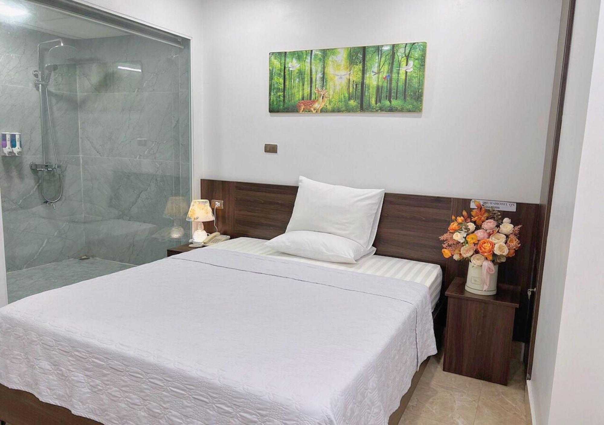 Thu Ha Hotel Uong Bi Esterno foto