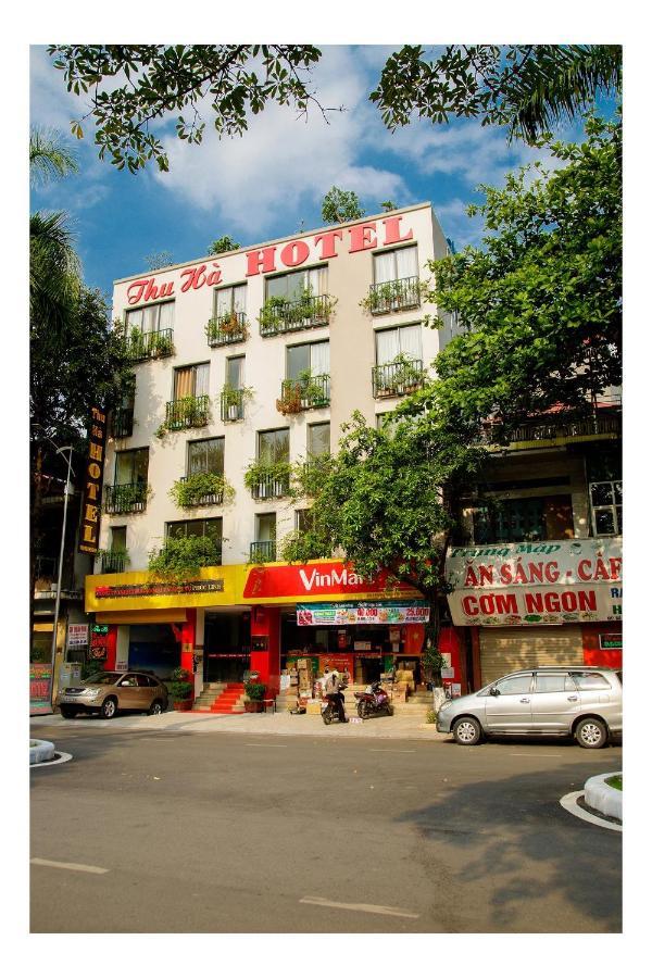Thu Ha Hotel Uong Bi Esterno foto